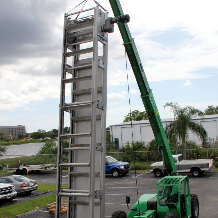 Multi-Rake Screen Held Up For Demonstration